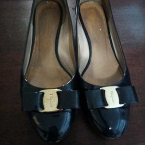 Salvatore Ferragamo Navy Blue patent pumps